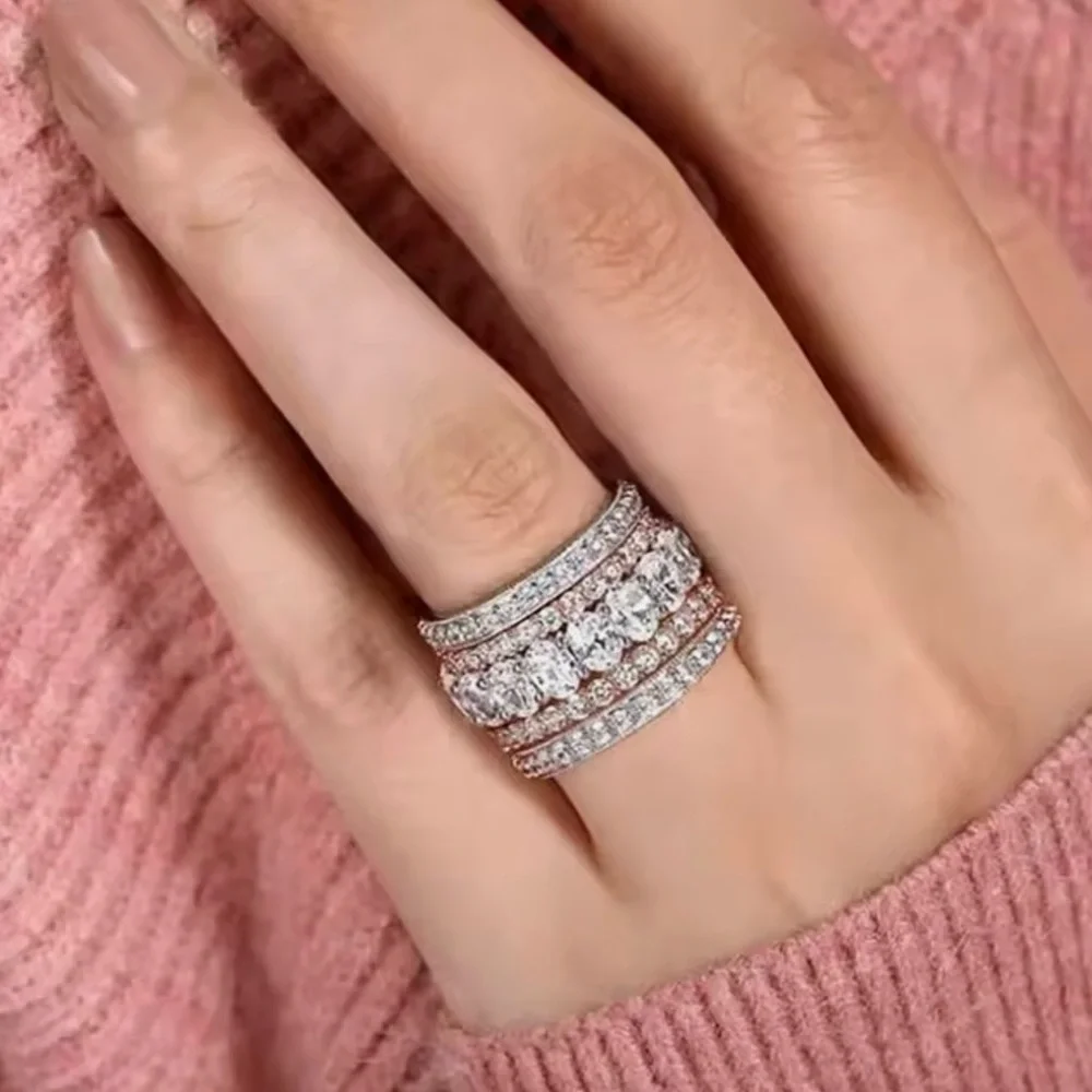 NEW Elegant Silver and Gold Women's Ring